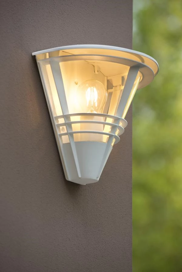 Lucide LIVIA - Wall light Indoor/Outdoor - 1xE27 - IP44 - White - ambiance 1